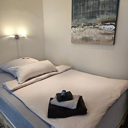 Standardzimmer Nahe Messe Und Airport Düsseldorf Kültér fotó